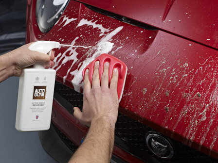 Autoglym active insect remover aanbrengen