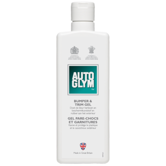 Autoglym bumper &amp; trim gel aanbrengen