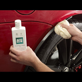 Autoglym bumper & trim gel aanbrengen