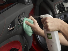 Autoglym interior shampoo aanbrengen deur 2